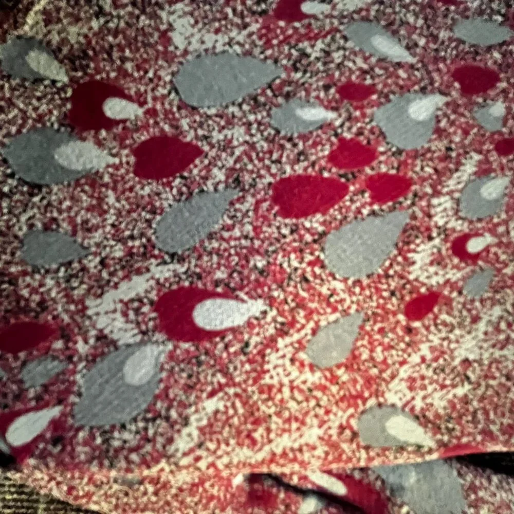 Gray‎ and Burgundy Silk Teardrop Tie Handmade in Italy